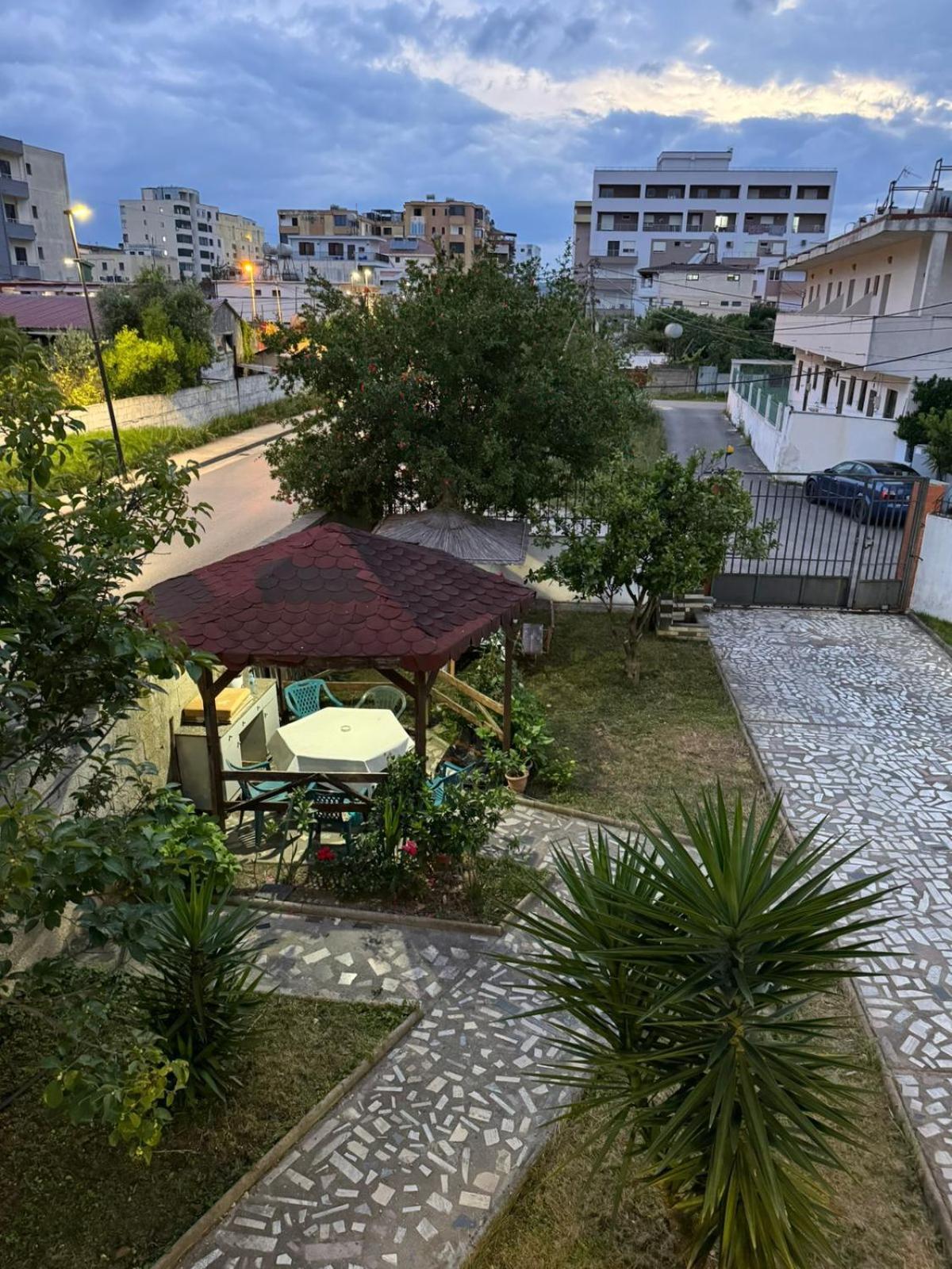 Melas Villa Durres Bagian luar foto