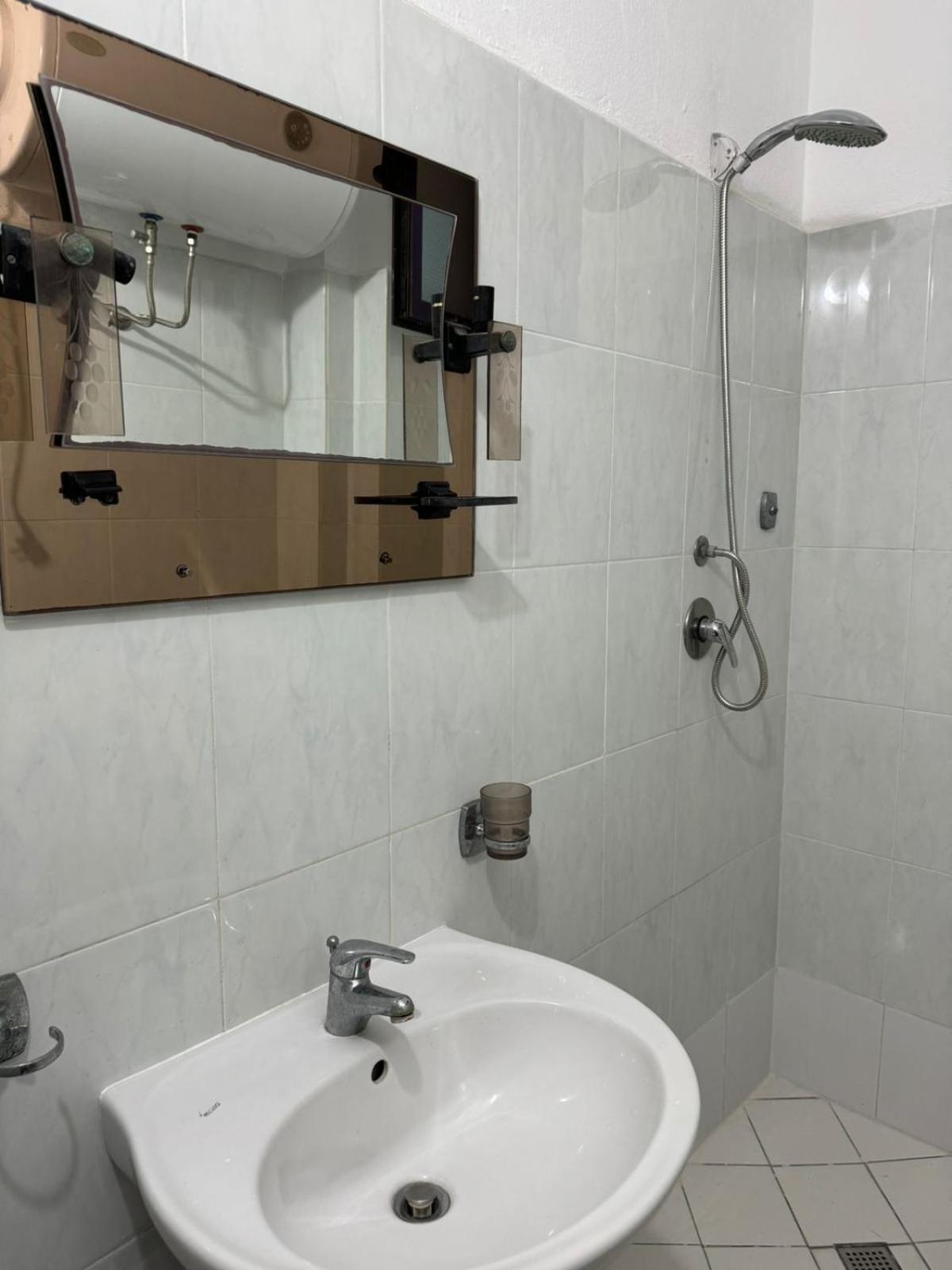 Melas Villa Durres Bagian luar foto
