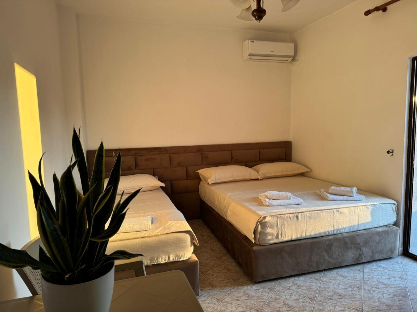 Melas Villa Durres Bagian luar foto