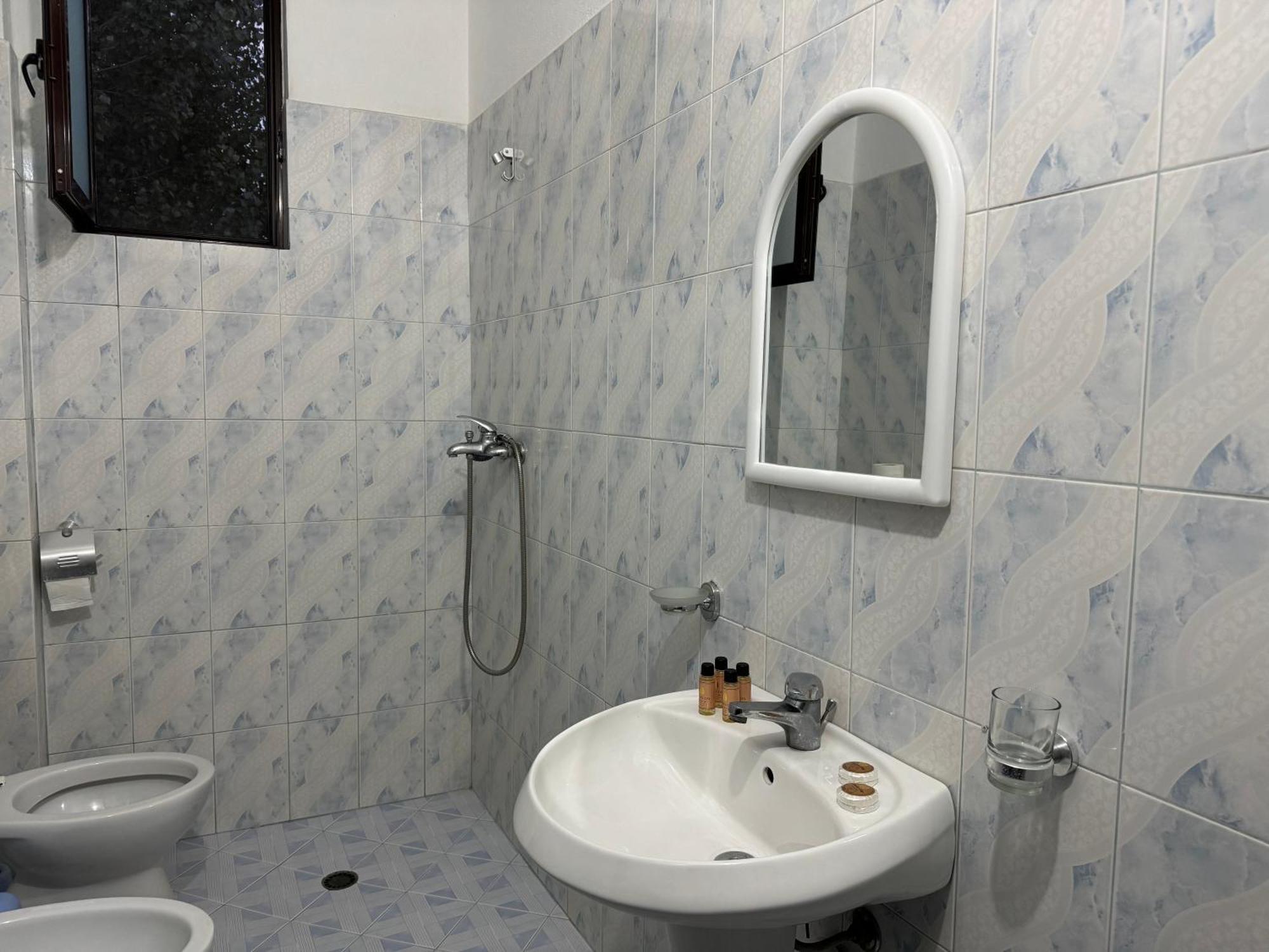 Melas Villa Durres Bagian luar foto