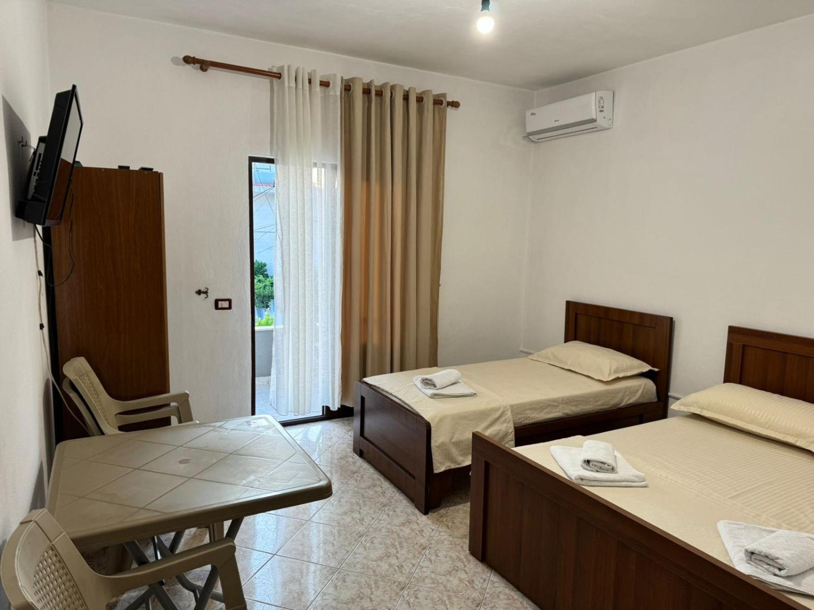 Melas Villa Durres Bagian luar foto